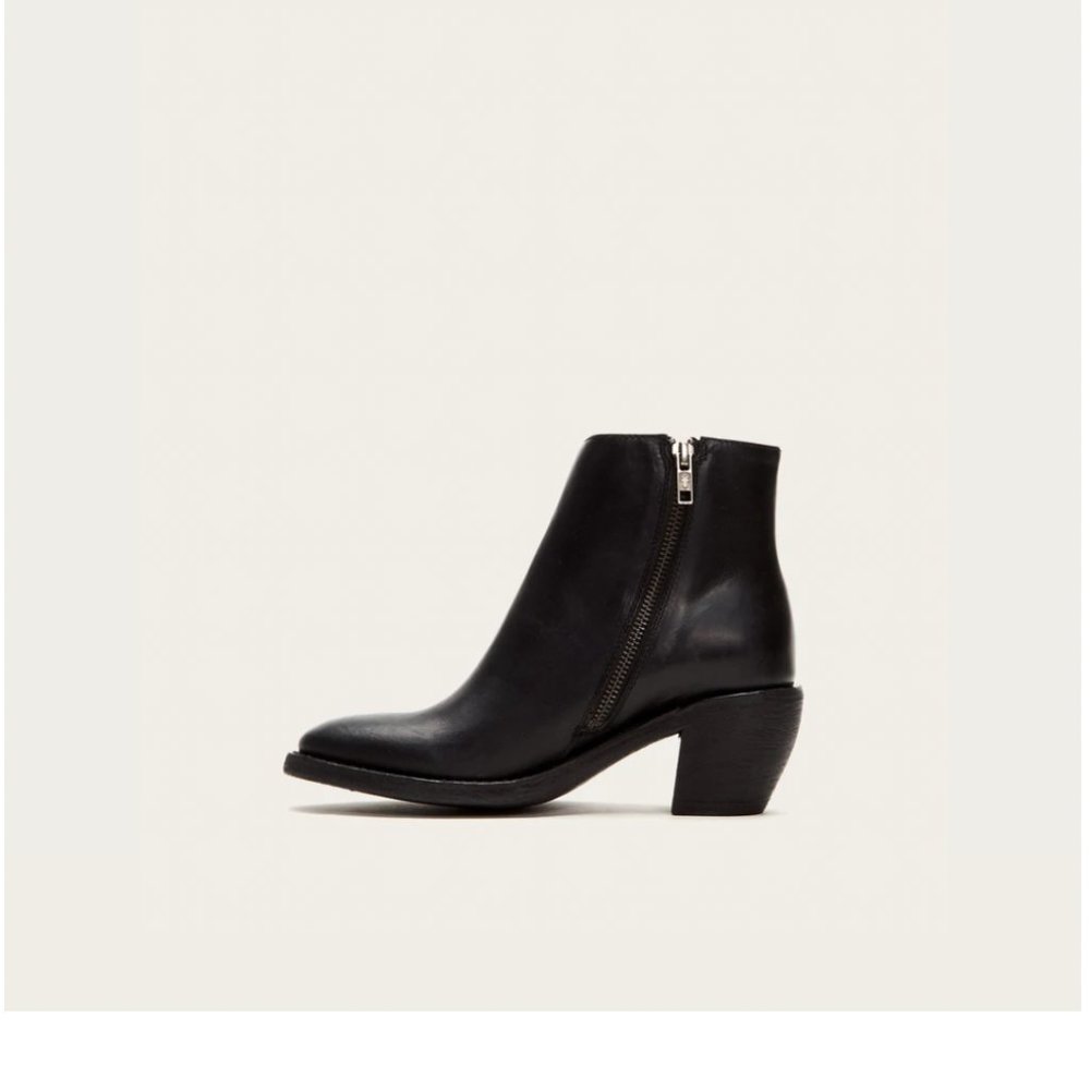 Frye Women's Rosalia Black Leather Ankle Booties, Size 8
